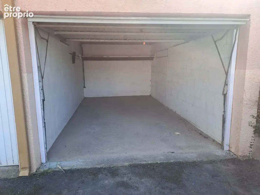 Parking à AGDE