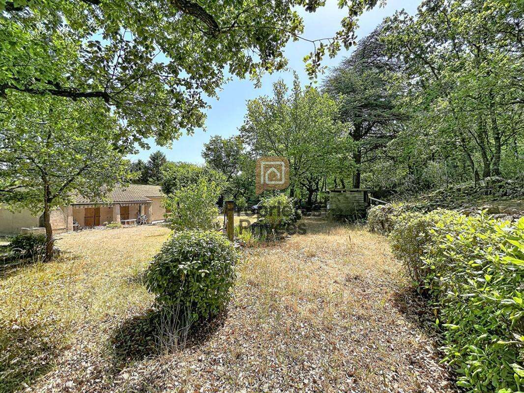 Villa T5 plain-pied 119 m², Terrain 1750 m², 4 chambres, Garage , Au calme , Saint-Maximin 83470 - photo 3