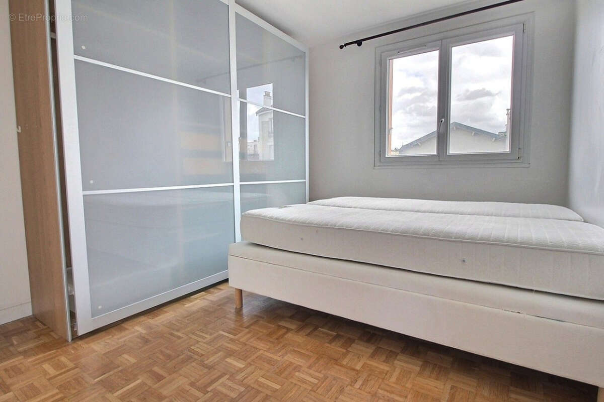 Appartement 66 m² à Issy-Les-Moulineaux  - photo 9