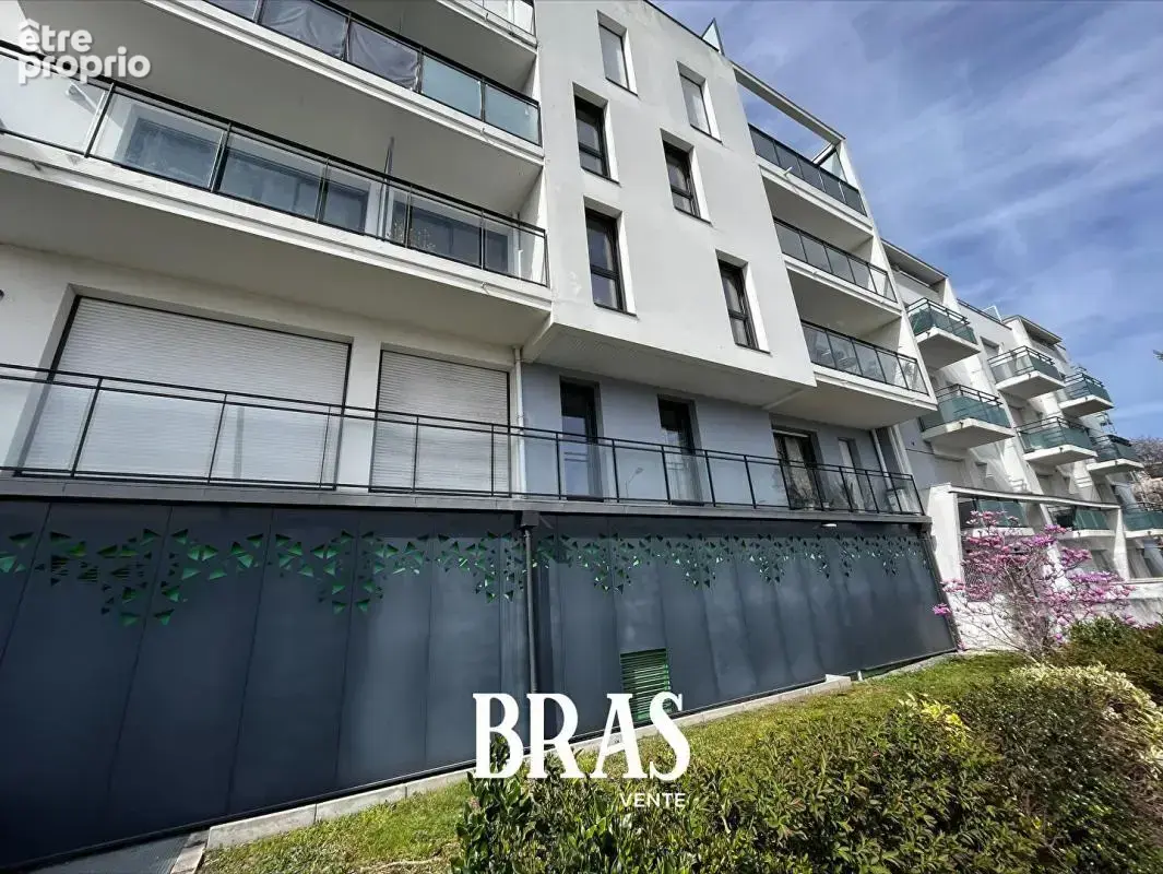 BD JULES VERNE - T2 en dernier étage avec belle terrasse - photo 7