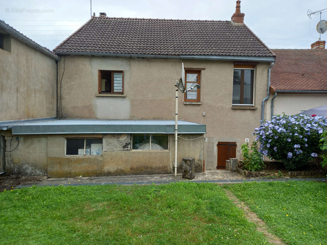 Maison à ARNAY-LE-DUC