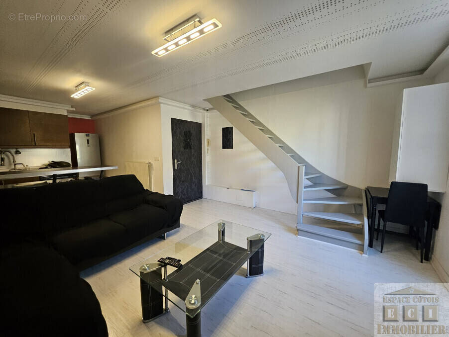 Appartement à LA COTE-SAINT-ANDRE