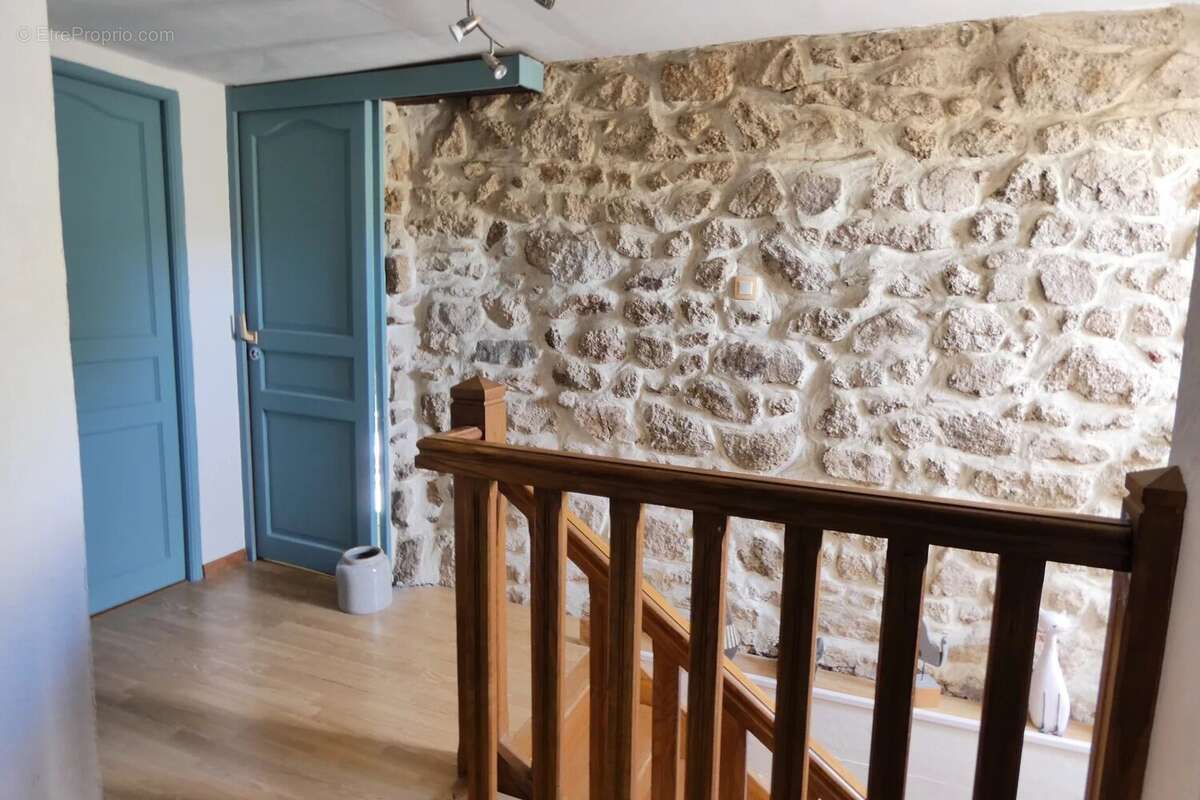 Le creusot - au calme - belle maison en pierres - photo 17