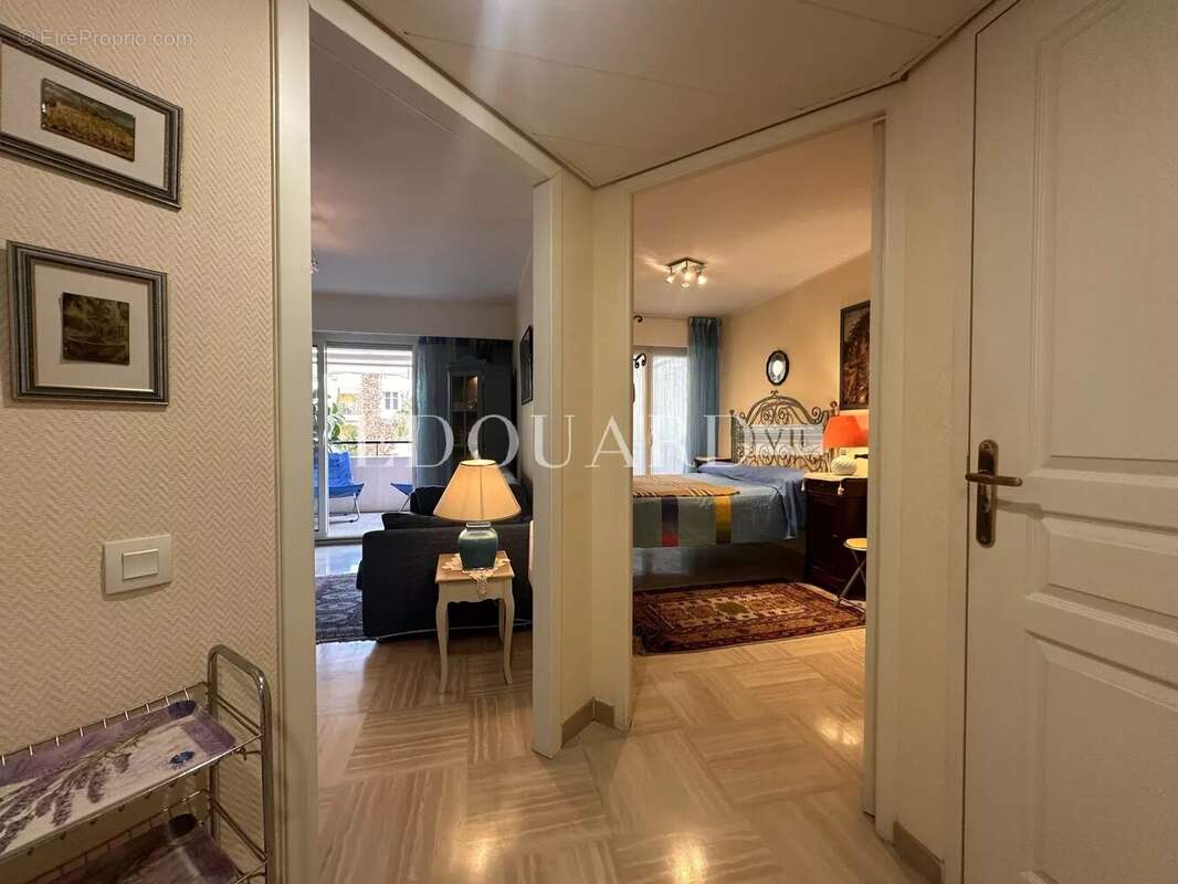 Appartement à MENTON