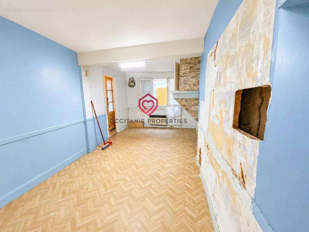 Maison de village à rénover – Fort potentiel - photo 3