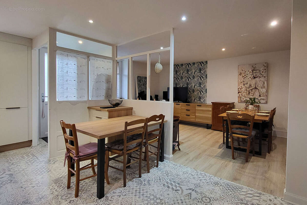 Maison à LONS-LE-SAUNIER