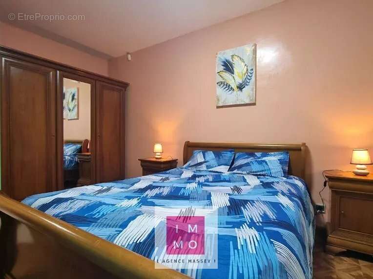 Maison à SARROUILLES