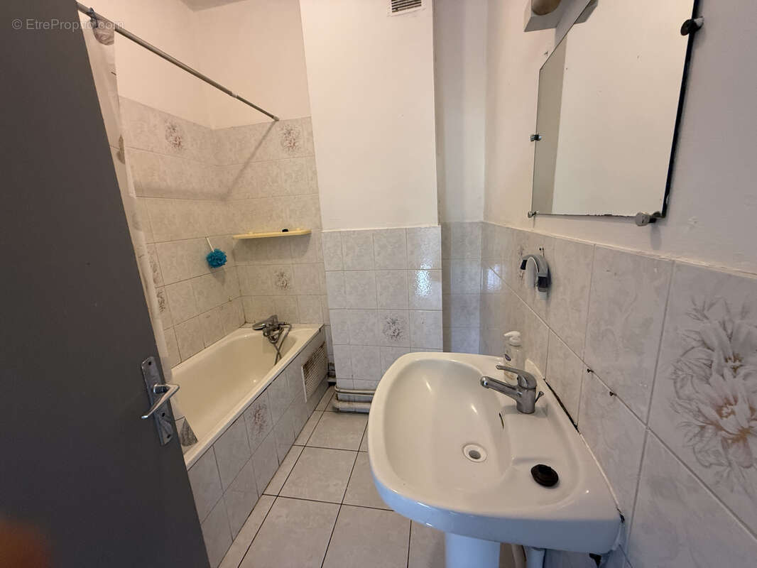 Appartement à SAINT-DENIS