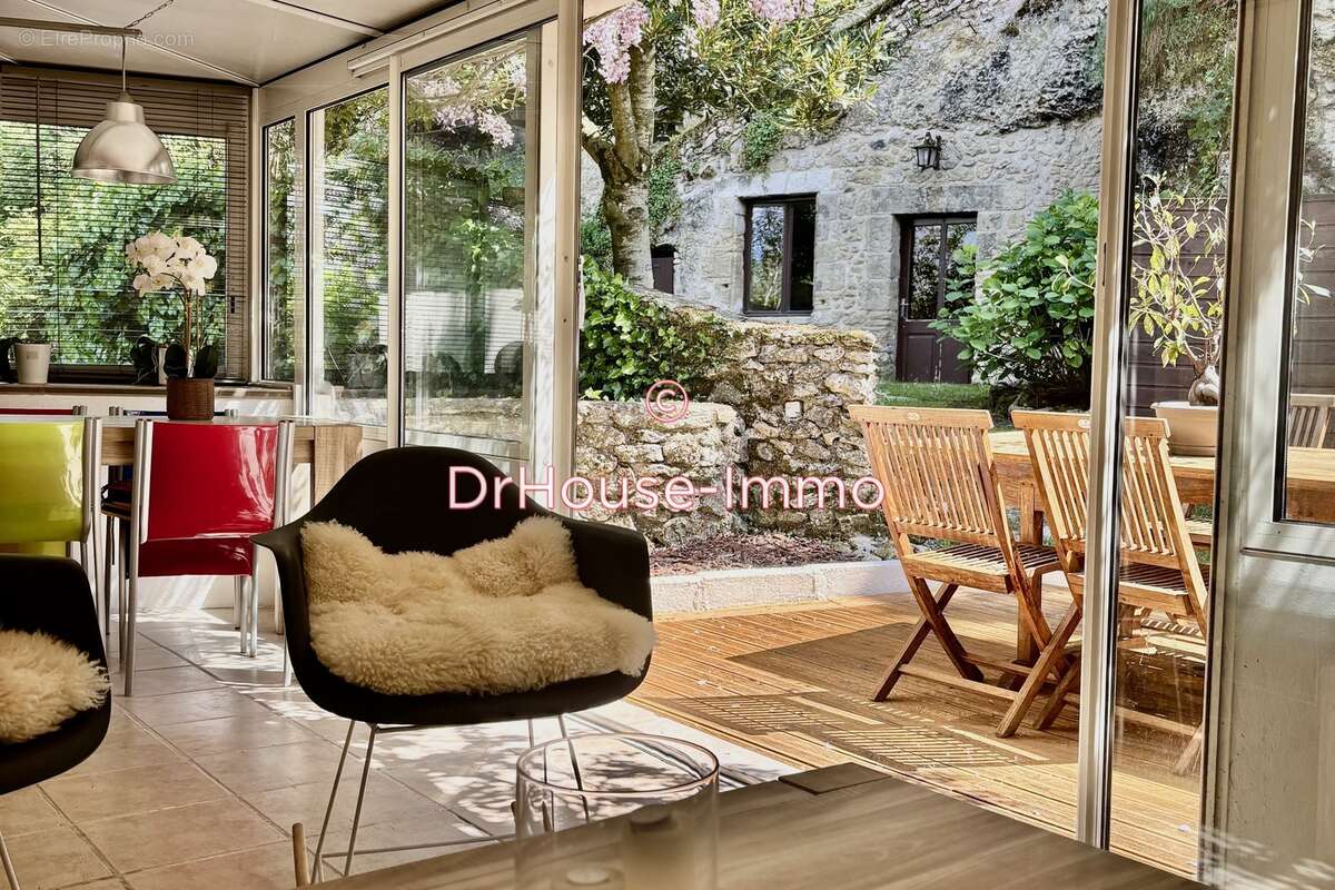 Maison à MONTLOUIS-SUR-LOIRE