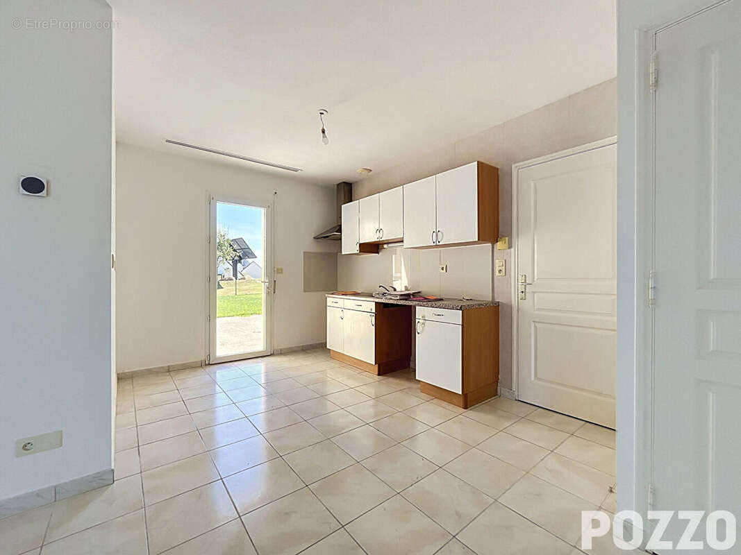 A Vendre - Saint James - Maison 5 pièce(s) 95 m² - photo 3