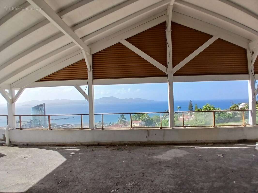 Appartement à FORT-DE-FRANCE