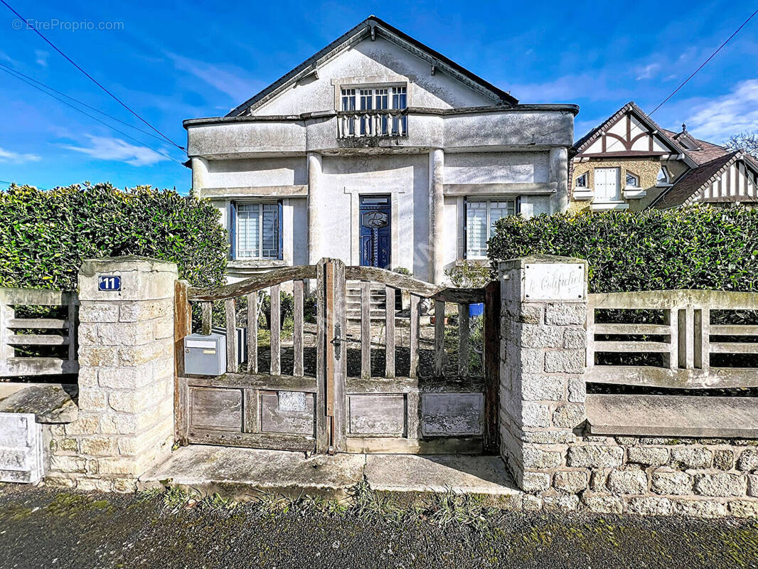Maison à OUISTREHAM
