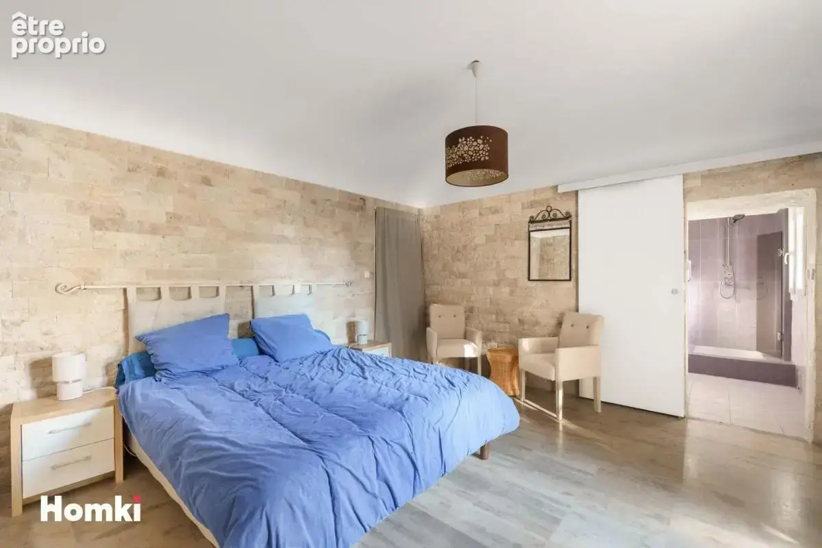 Propriété et 3 gites / T7 de 500 m² à Saint-Montan 07220 - photo 16