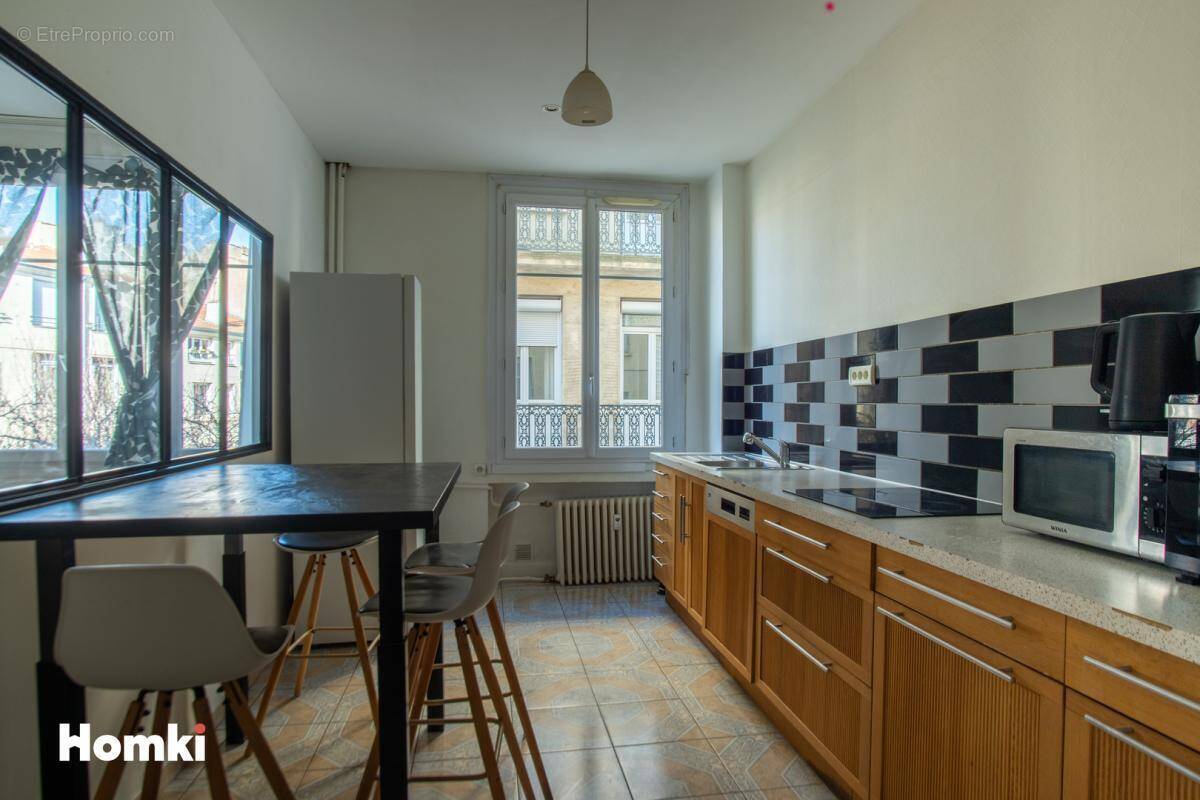 Appartement à SAINT-ETIENNE