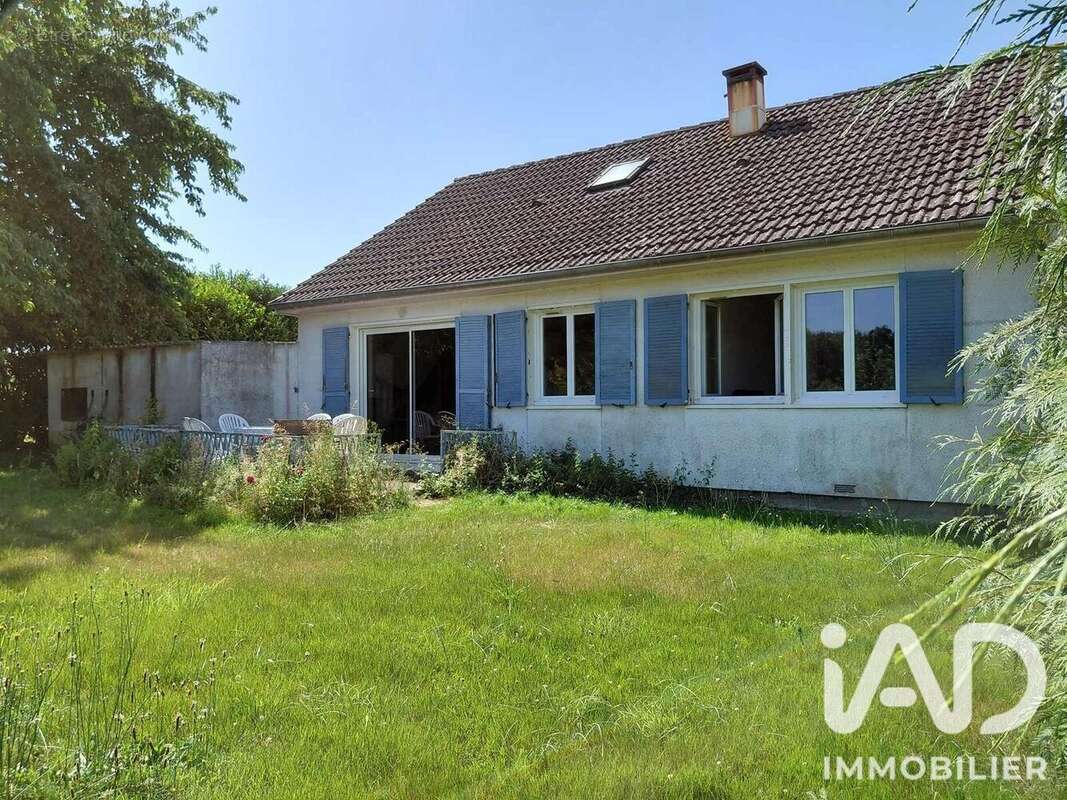 Maison 101 m² à Ymeray  - photo 2