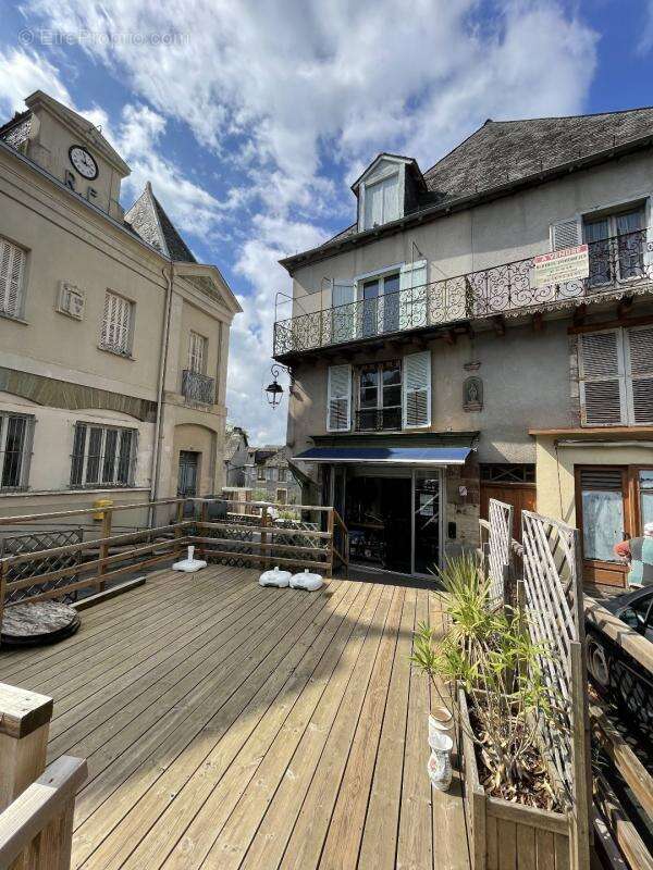 Appartement à JUILLAC