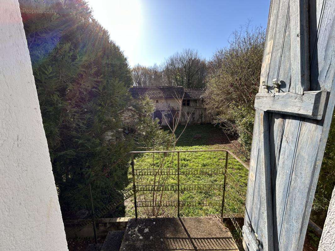 Maison à COUHE