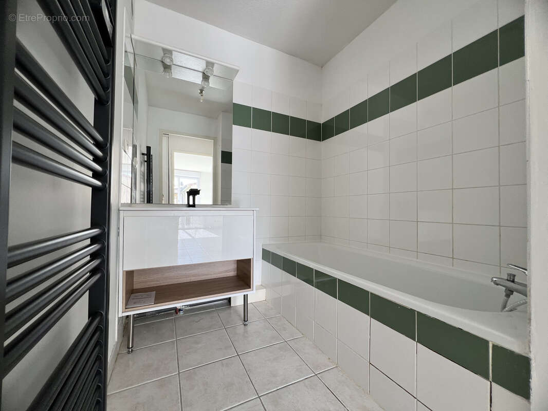 Appartement à L&#039;ISLE-JOURDAIN