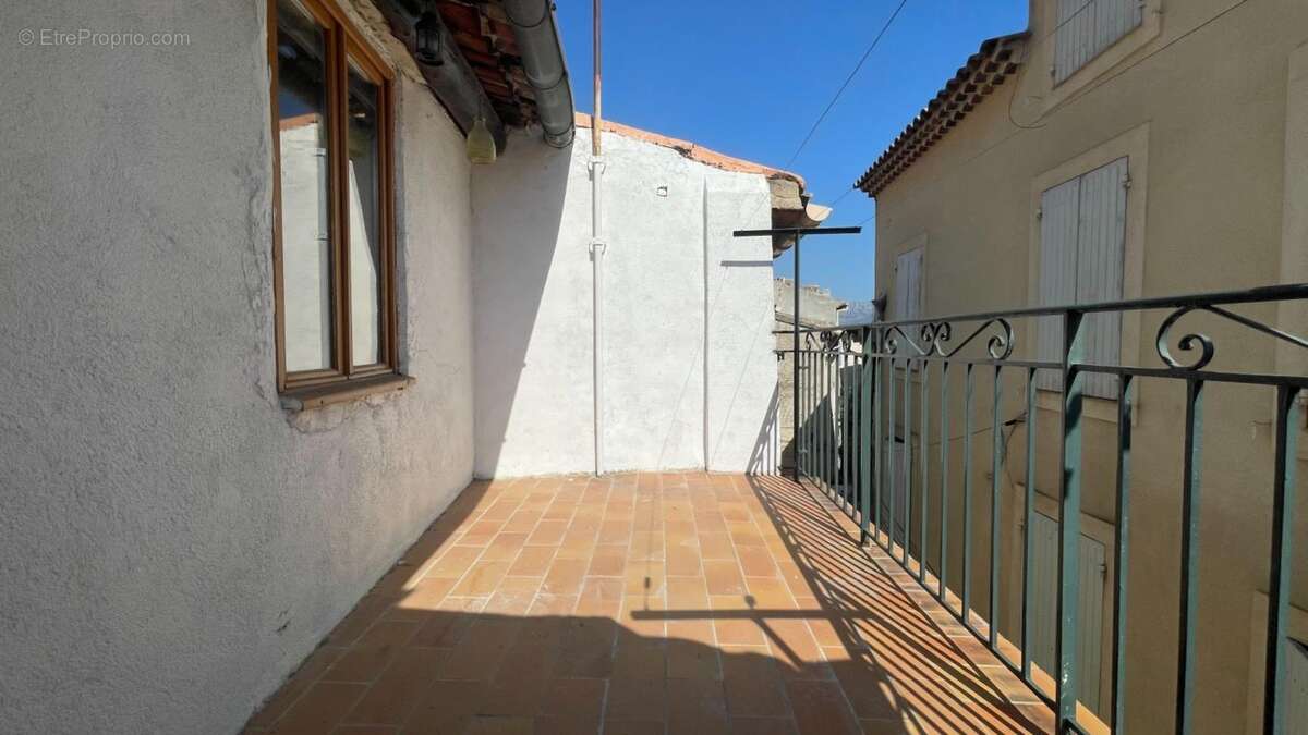 Maison de village avec terrasse à vendre 4 pièces TRETS (13) - photo 21