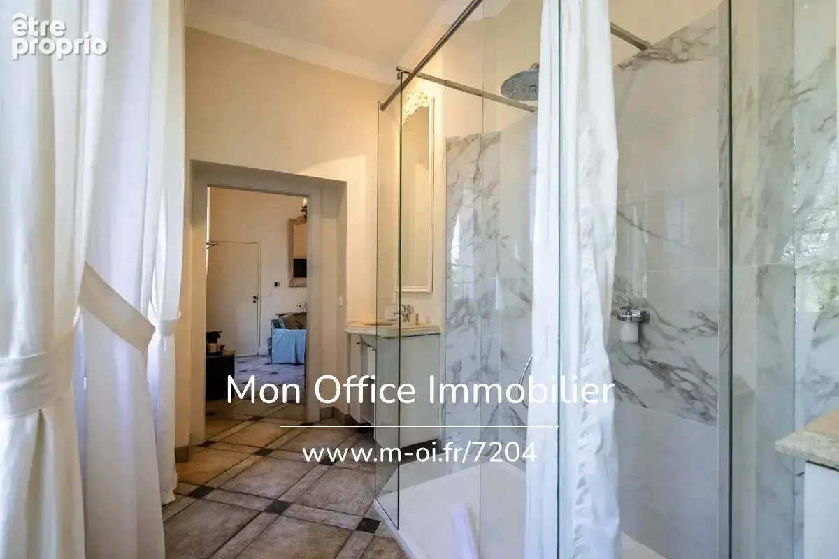 Référence : 7204-VCL - Bâtisse 17ème avec deux bastides, 5 appartements - Parc sur 1 hectare - 13 100 AIX EN PROVENCE - photo 27