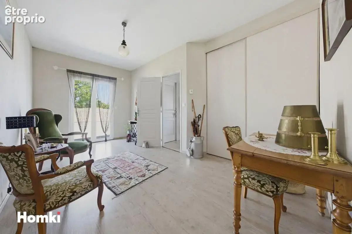 Maison/Villa T6 de 169 m² à Sainte-Eulalie 33560 - photo 8