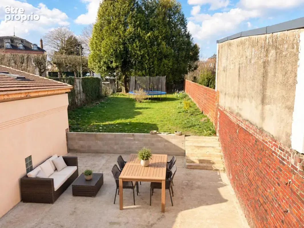 Maison familiale 6 chambres, jardin, garage + duplex loué 600 €/mois Centre de Saint-Just-en-Chaussée (Oise) - photo 15