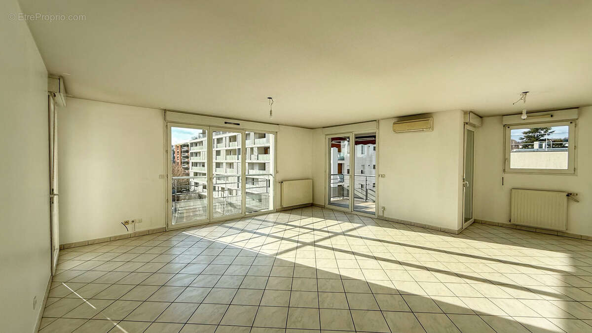 Appartement à VOIRON