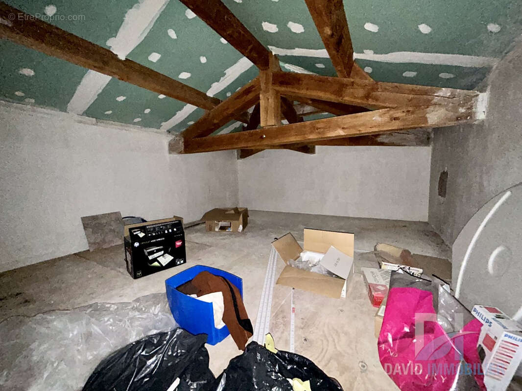 Maison à ESPONDEILHAN