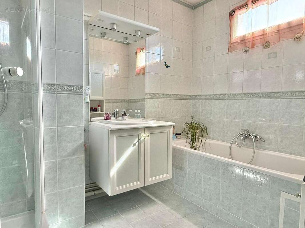 Photo 6 - Maison à MORANGIS