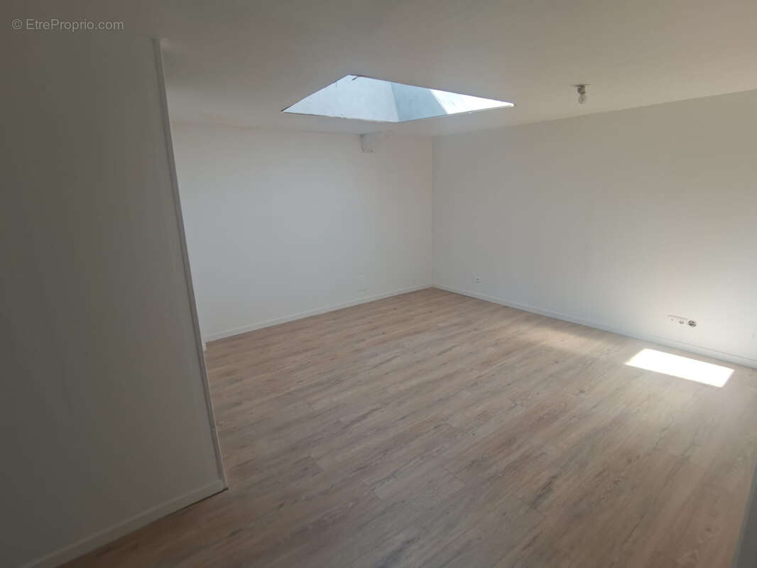 Maison à MONTEMBOEUF