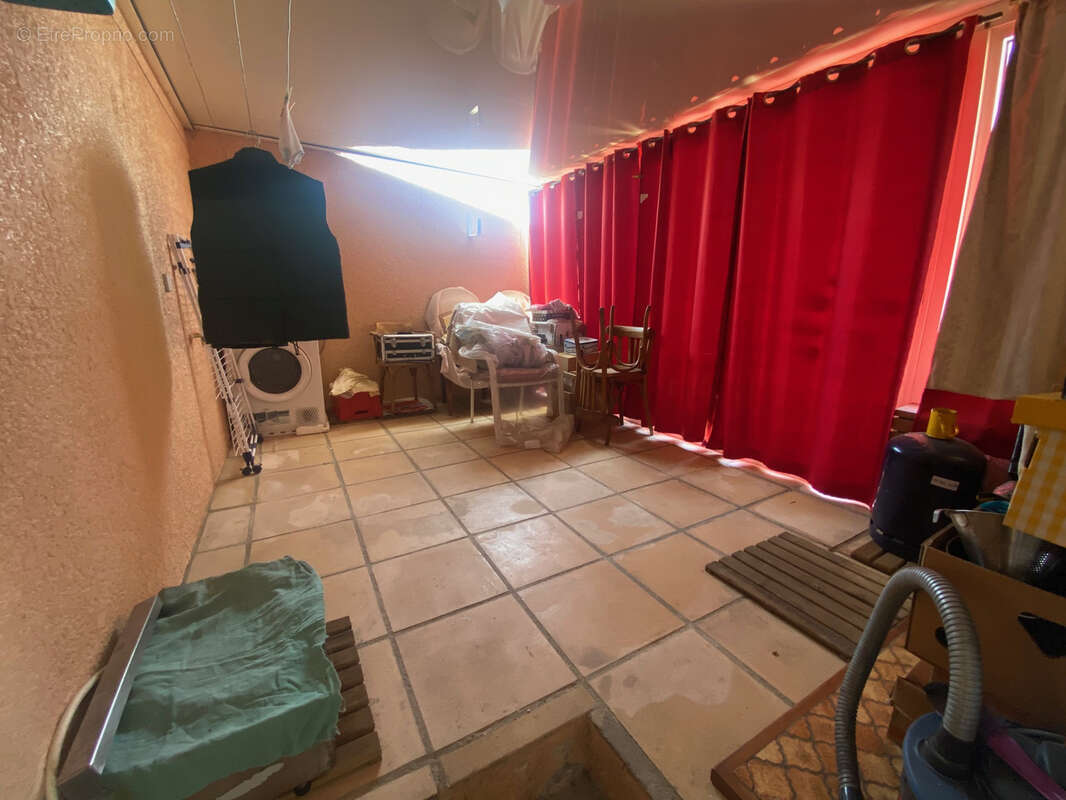 Maison à VILLELONGUE-DE-LA-SALANQUE