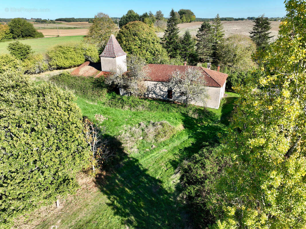 Maison à CASTELLA