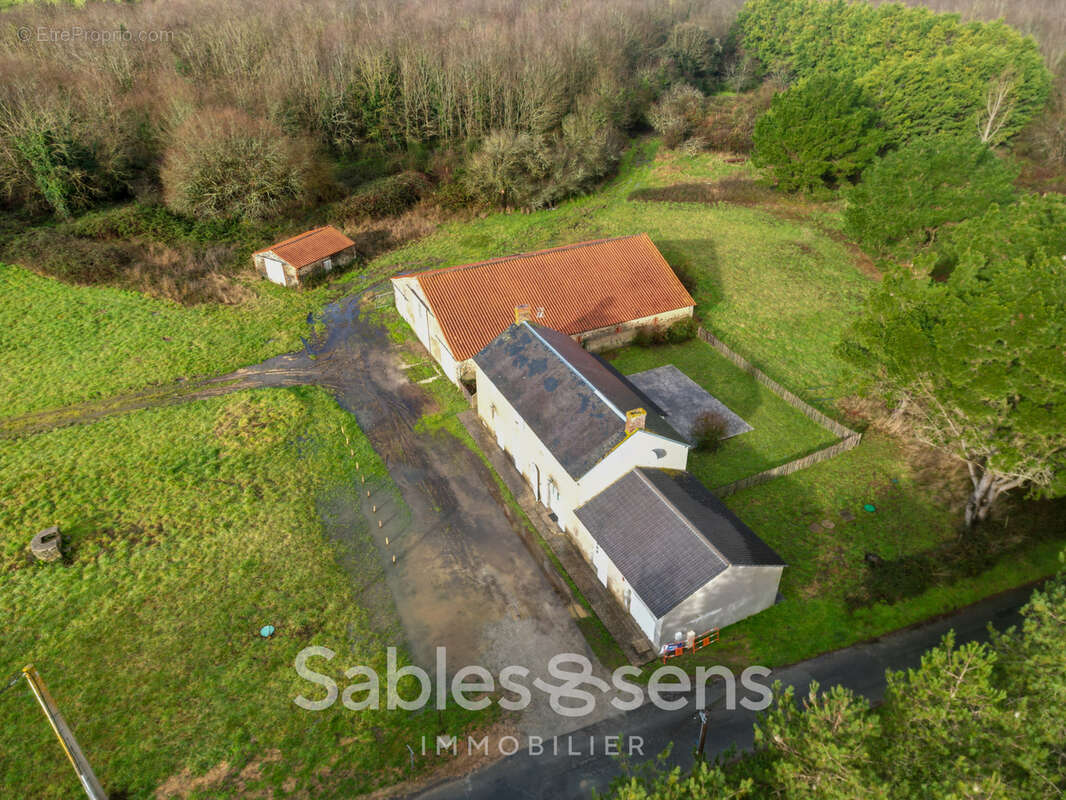 Maison à TALMONT-SAINT-HILAIRE