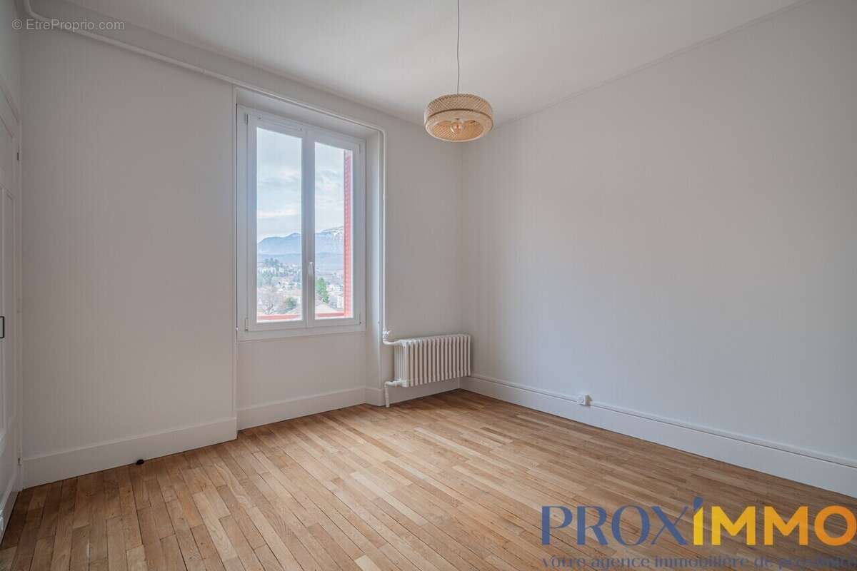 Appartement à VOIRON