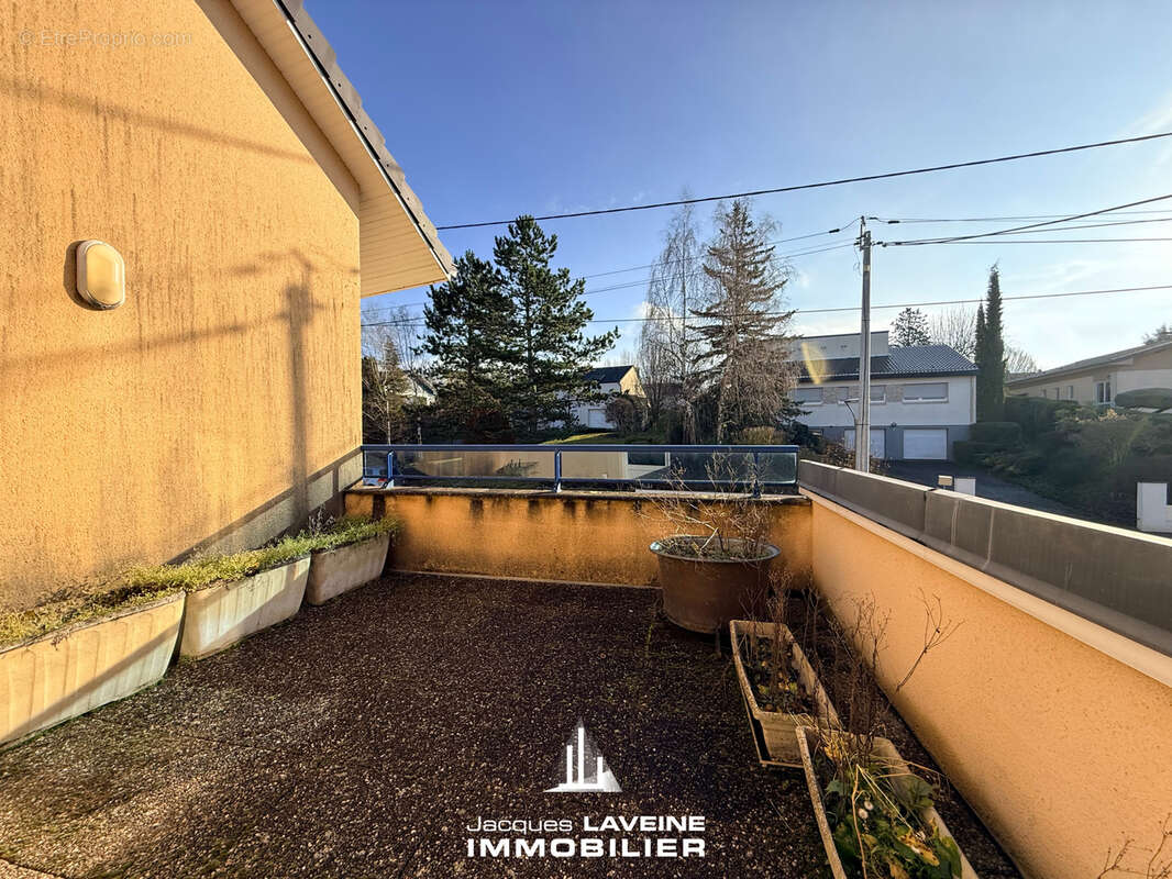 Appartement à SAINT-JULIEN-LES-METZ