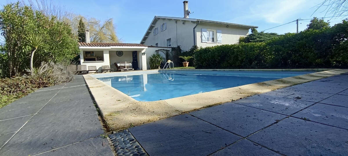 Maison à LAMARQUE