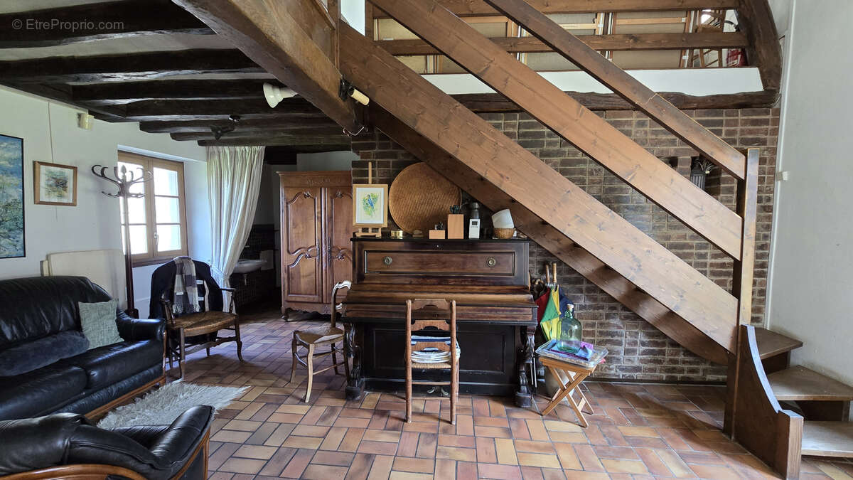 Maison à PECQUEUSE