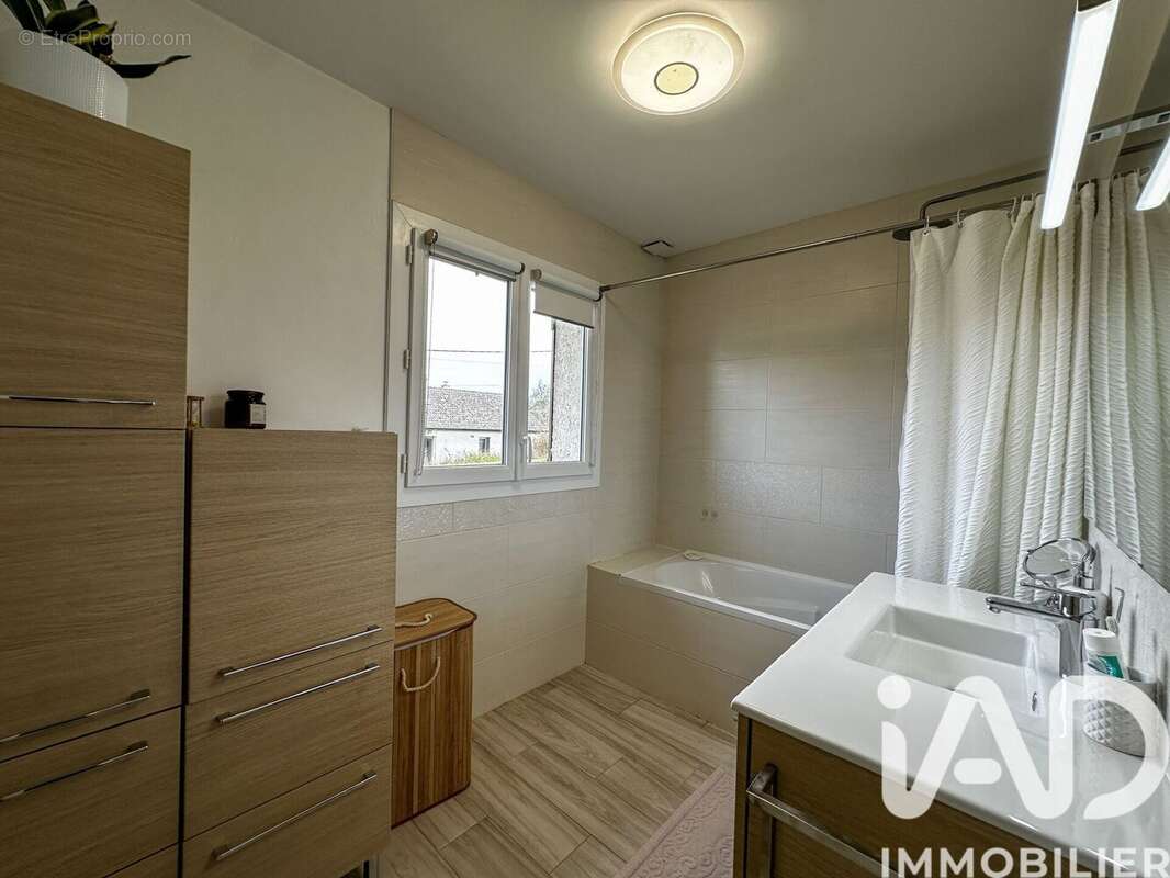 Photo 9 - Maison à BRIONNE