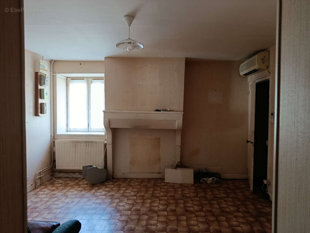 Maison de bourg avec garage - photo 4