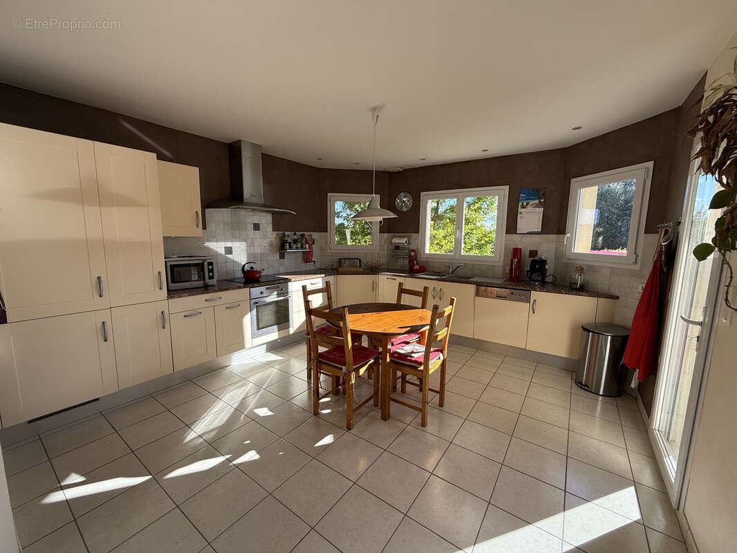 Maison à CHONAS-L&#039;AMBALLAN