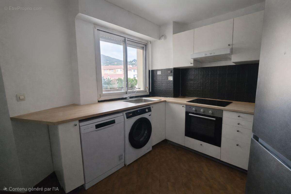 Appartement à CARQUEIRANNE