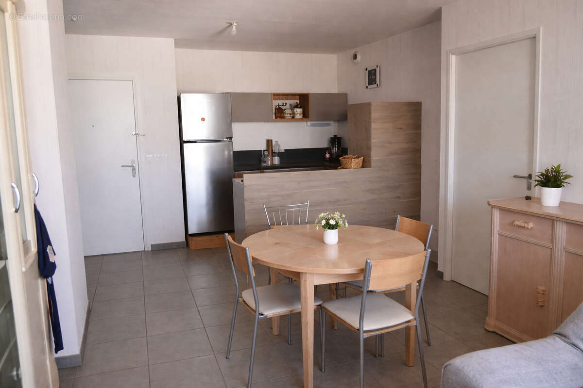 Appartement à LATTES