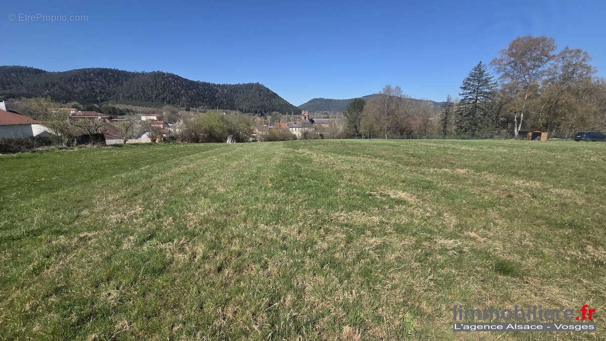 Terrain à ETIVAL-CLAIREFONTAINE