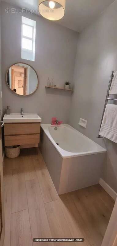 VANVES – Appartement 3 pièces de 51 m² à rénover – Métro et commerces à proximité - photo 11