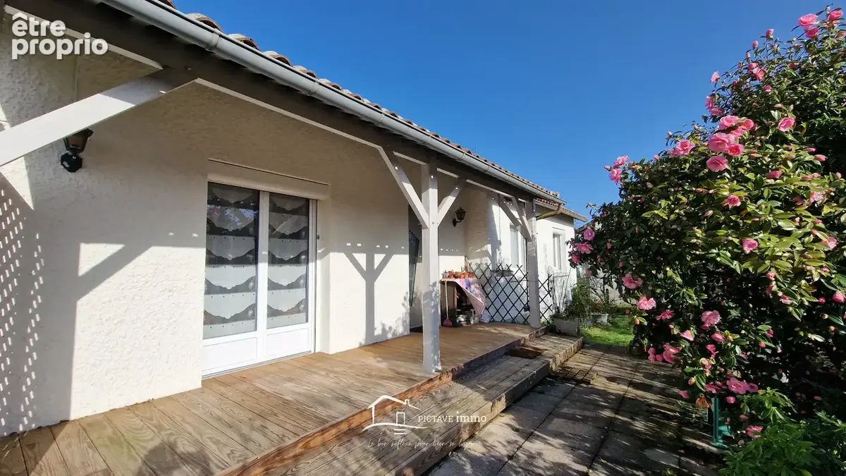 Pavillon sans mitoyenneté avec garage et jardin clos à Coulombiers - photo 9