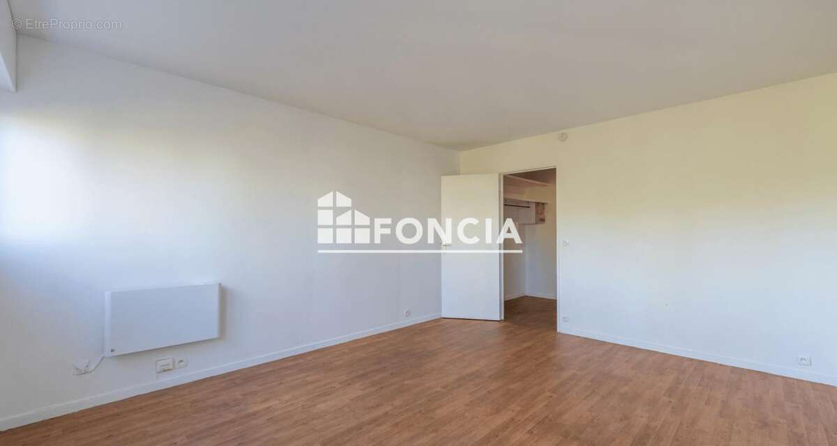 Appartement à MAISONS-ALFORT