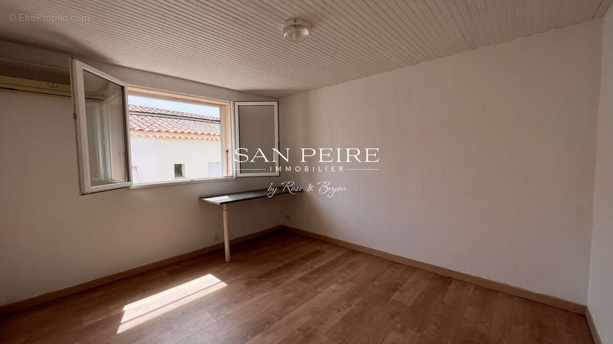 Appartement à LES ISSAMBRES