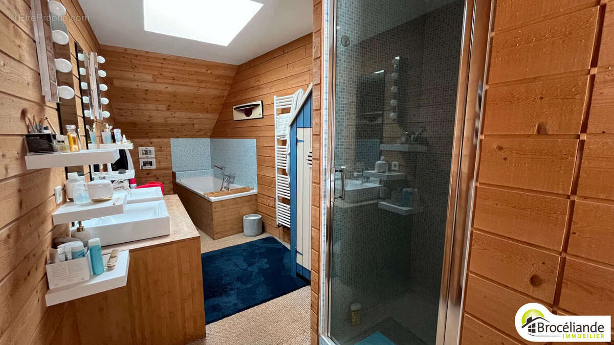 Maison à SAINT-GILLES