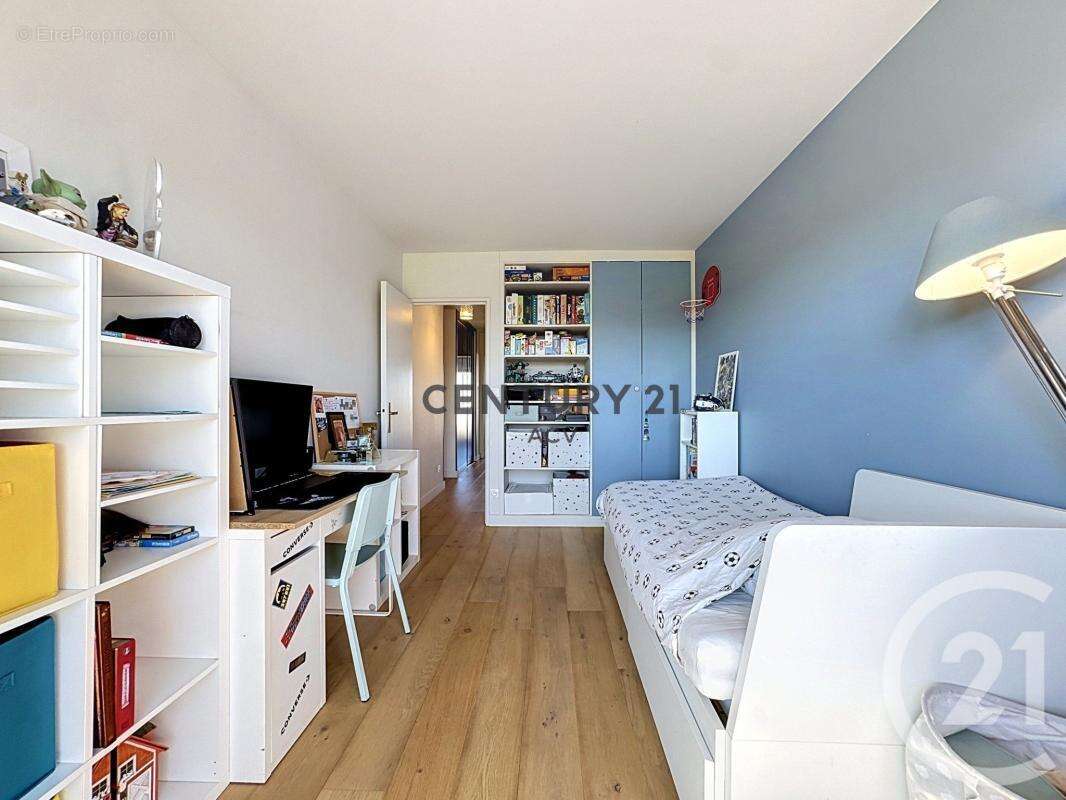 Appartement à MAISONS-ALFORT