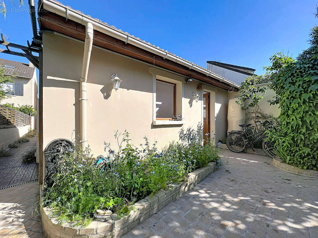 Maison à NANTERRE